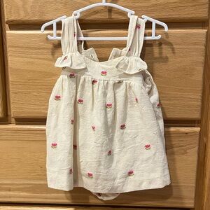 Zara baby dress NWOT in size 3-6 months. Gauze material from a smoke free home.